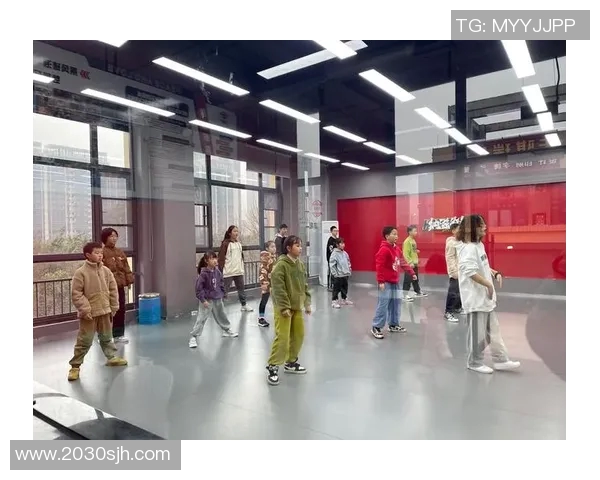 成都街舞队个人能力分析与发展潜力探讨